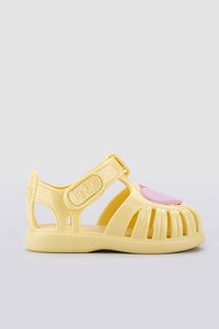 Igor - Igor S10310 TOBBY GLOSS LOVE Kız Çocuk Vainilla Sandalet Igor - Igor S10310 TOBBY GLOSS LOVE Kız Çocuk Vainilla Sandalet