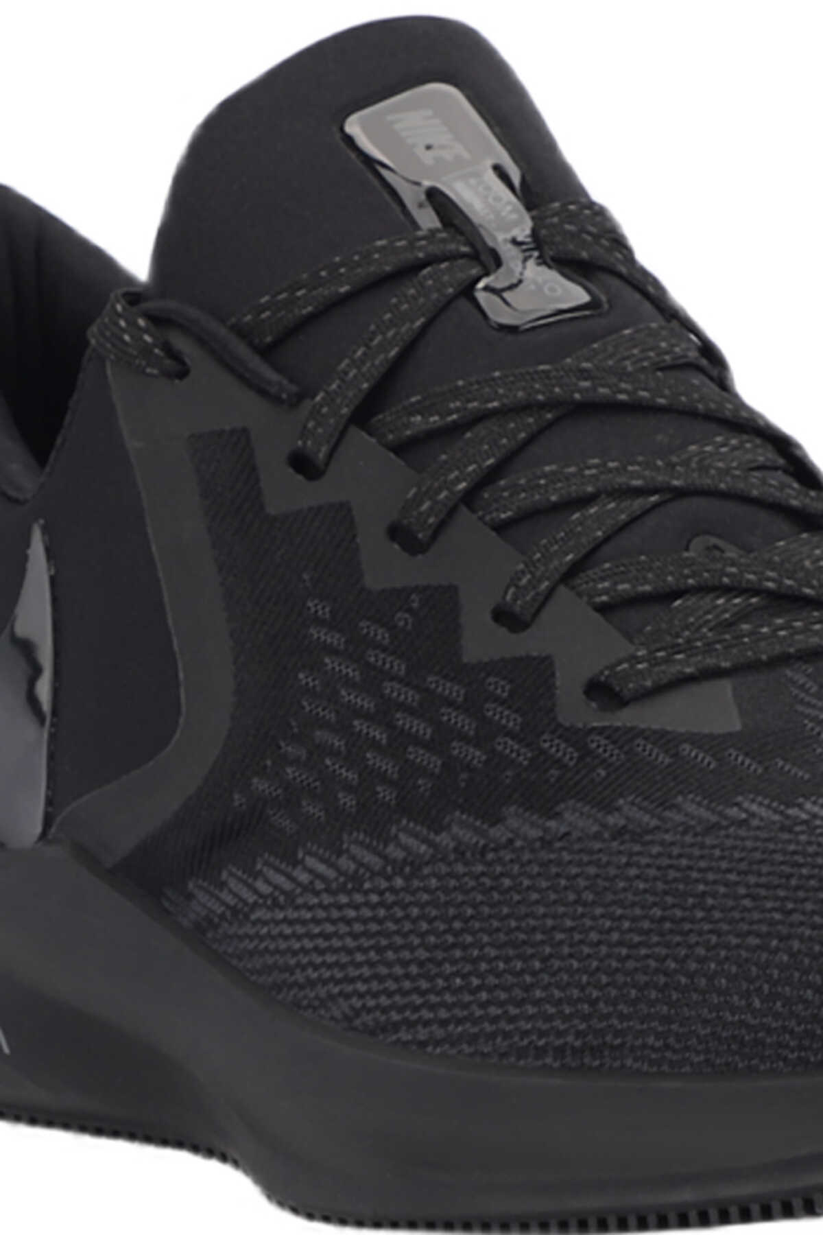Nike ZOOM WINFLO 6 Erkek Siyah Sneaker Nike ZOOM WINFLO 6 Erkek Siyah Sneaker
