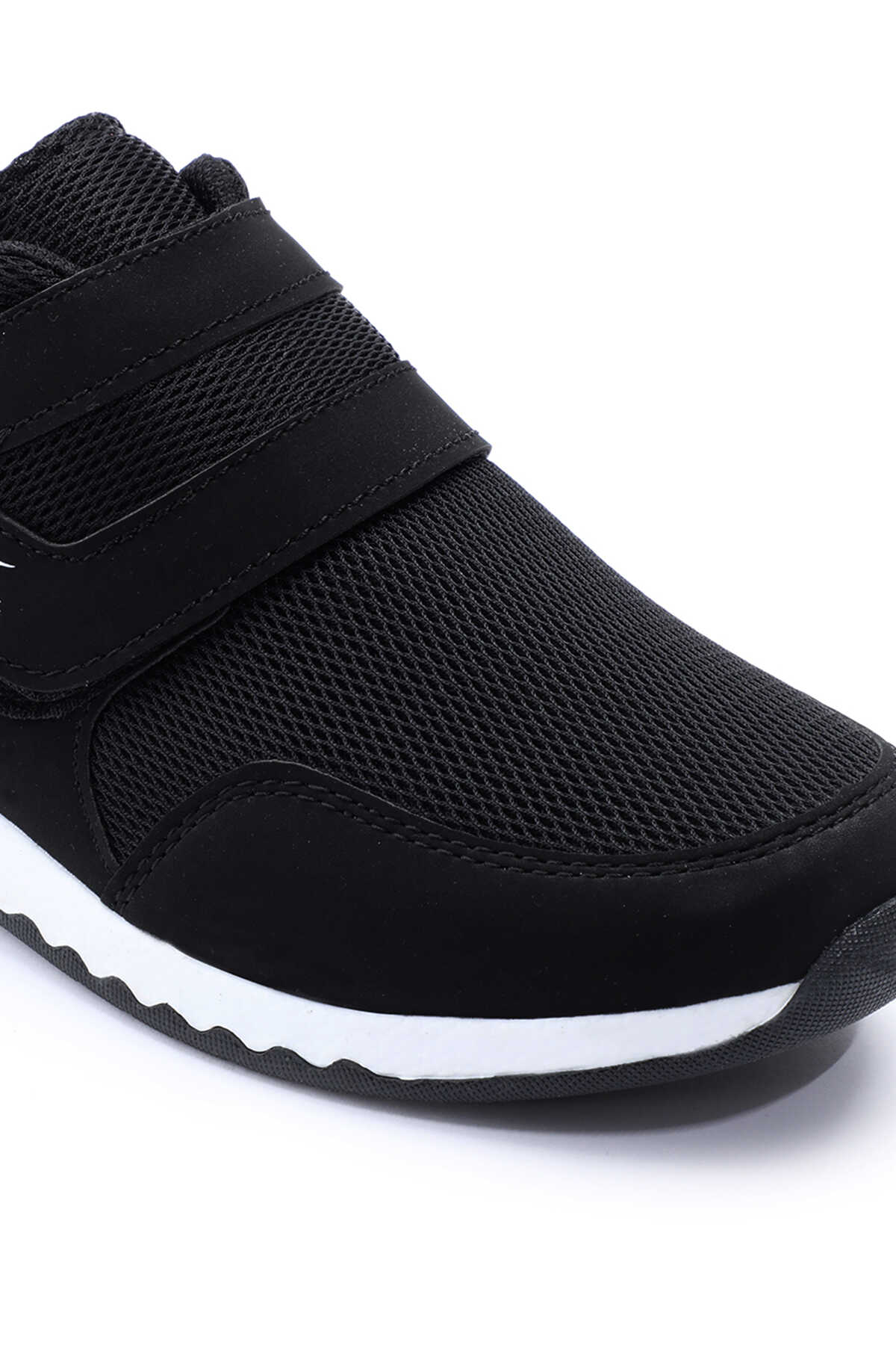 Slazenger ALISON I Kadın Cırt Cırtlı Siyah / Beyaz Günlük Spor Ayakkabısı Slazenger ALISON I Kadın Cırt Cırtlı Siyah / Beyaz Günlük Spor Ayakkabısı