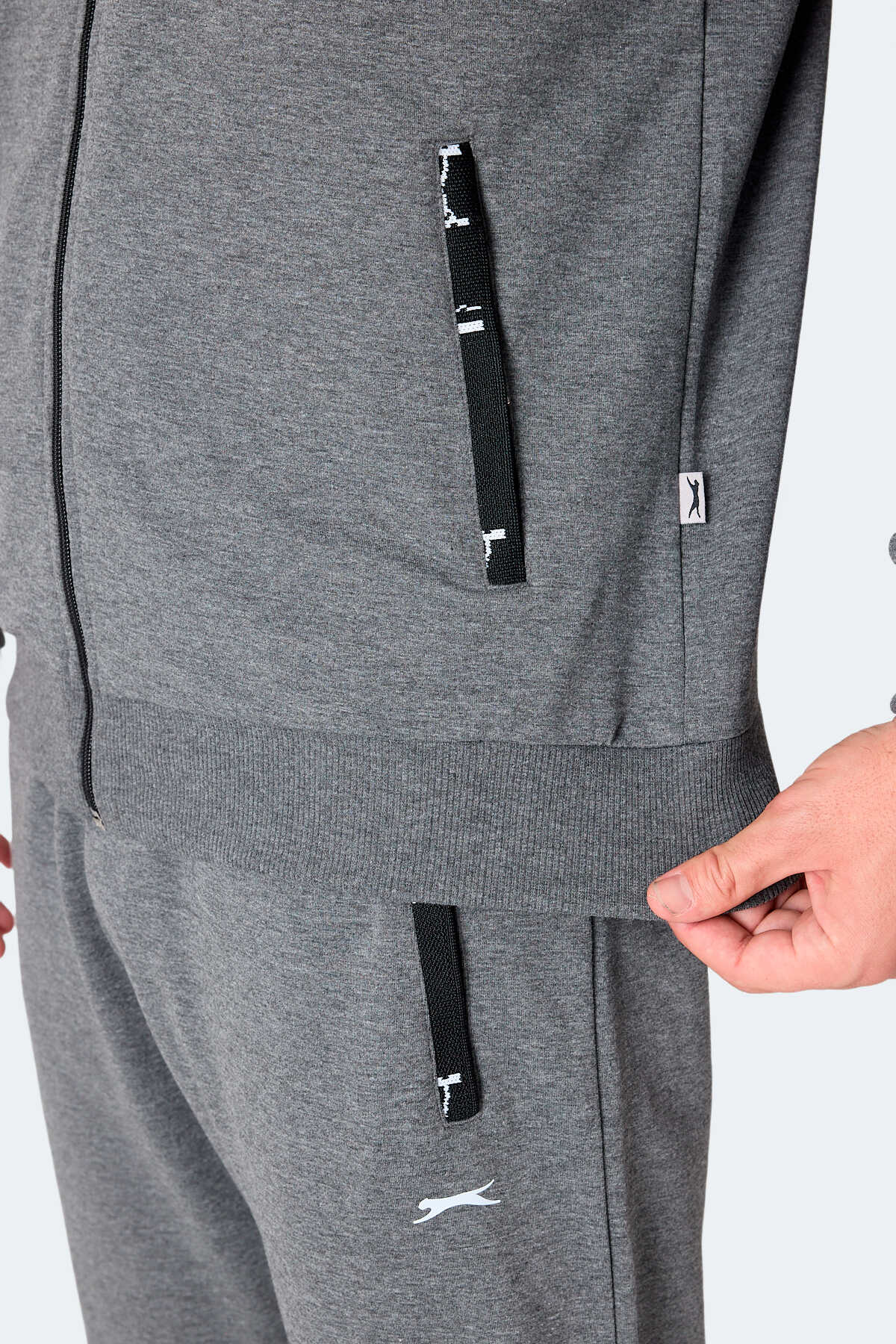 Slazenger FELON Erkek Fermuar Cepli Antrasit Eşofman Takımı Slazenger FELON Erkek Fermuar Cepli Antrasit Eşofman Takımı