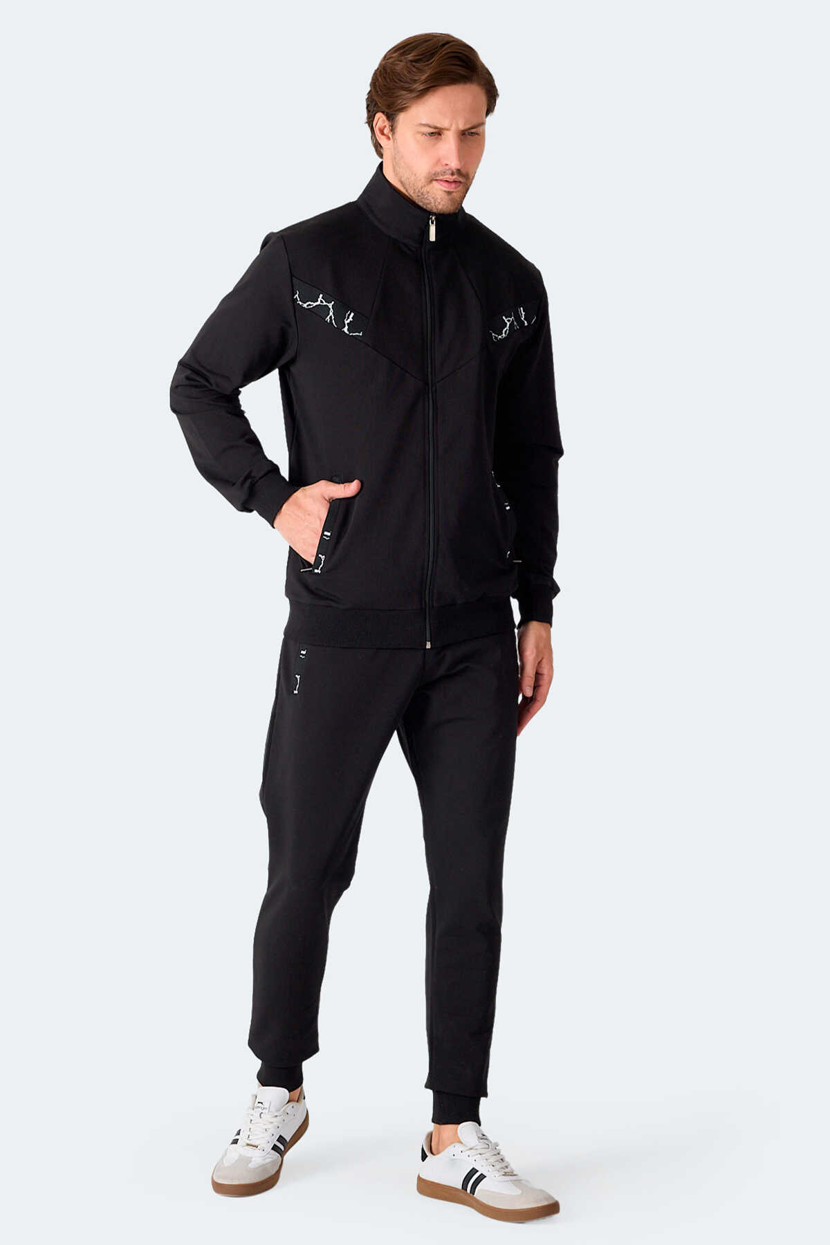 Slazenger FELON Erkek Fermuar Cepli Siyah Eşofman Takımı Slazenger FELON Erkek Fermuar Cepli Siyah Eşofman Takımı