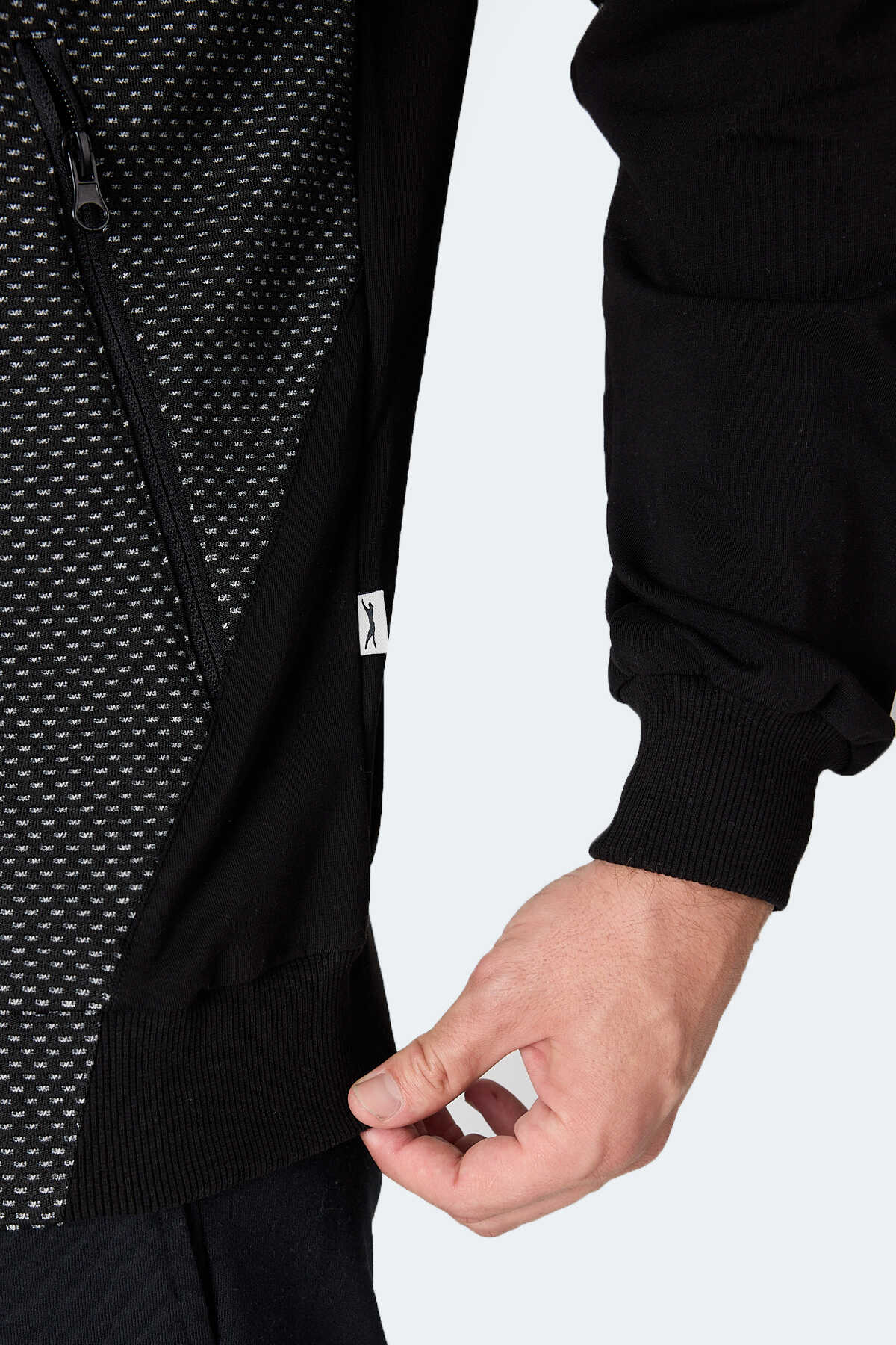 Slazenger FLAME Erkek Kapüşonlu Cepli Siyah Sweatshırt Slazenger FLAME Erkek Kapüşonlu Cepli Siyah Sweatshırt