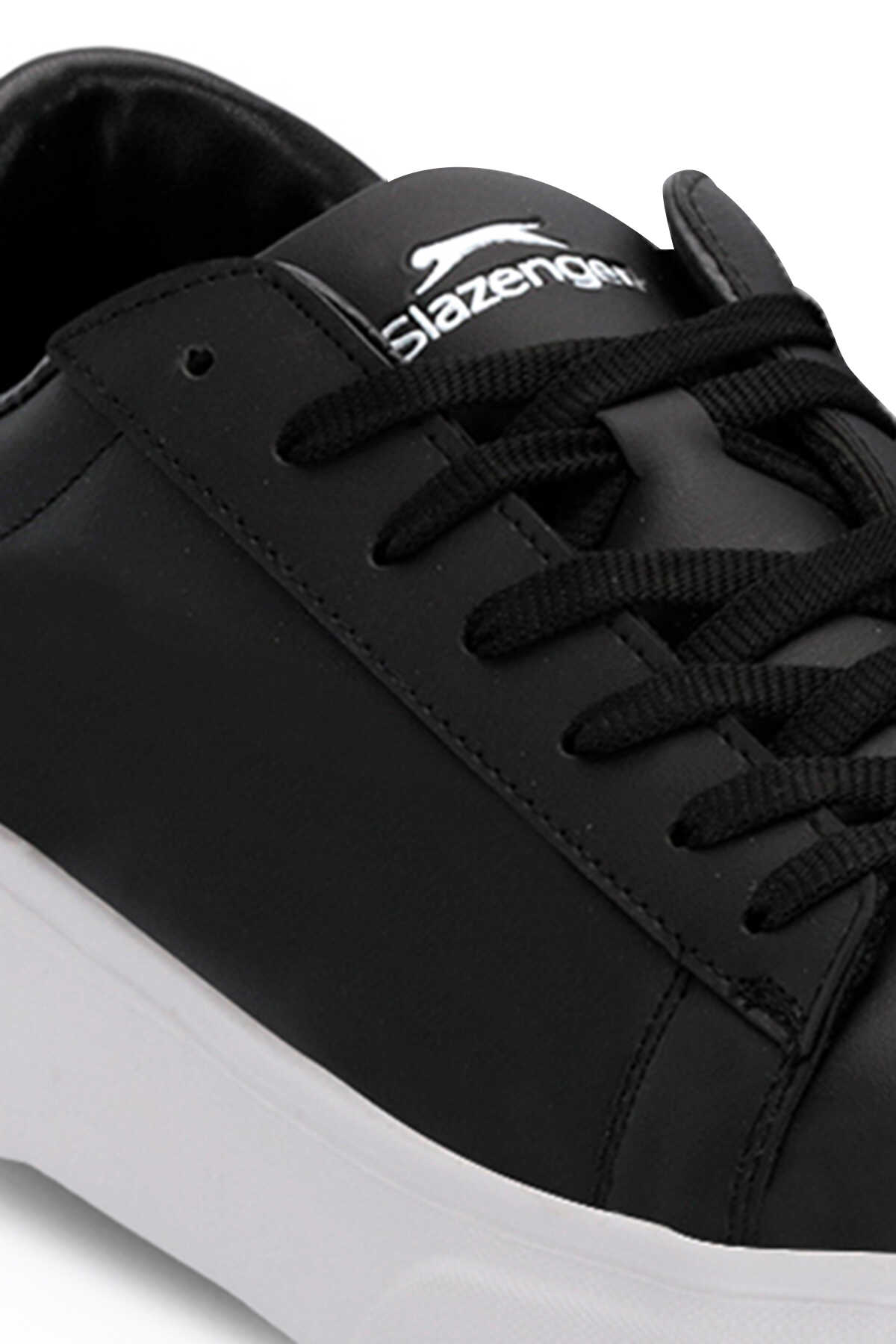 Slazenger FLASH IN Erkek Siyah / Beyaz Günlük Spor Ayakkabısı Slazenger FLASH IN Erkek Siyah / Beyaz Günlük Spor Ayakkabısı
