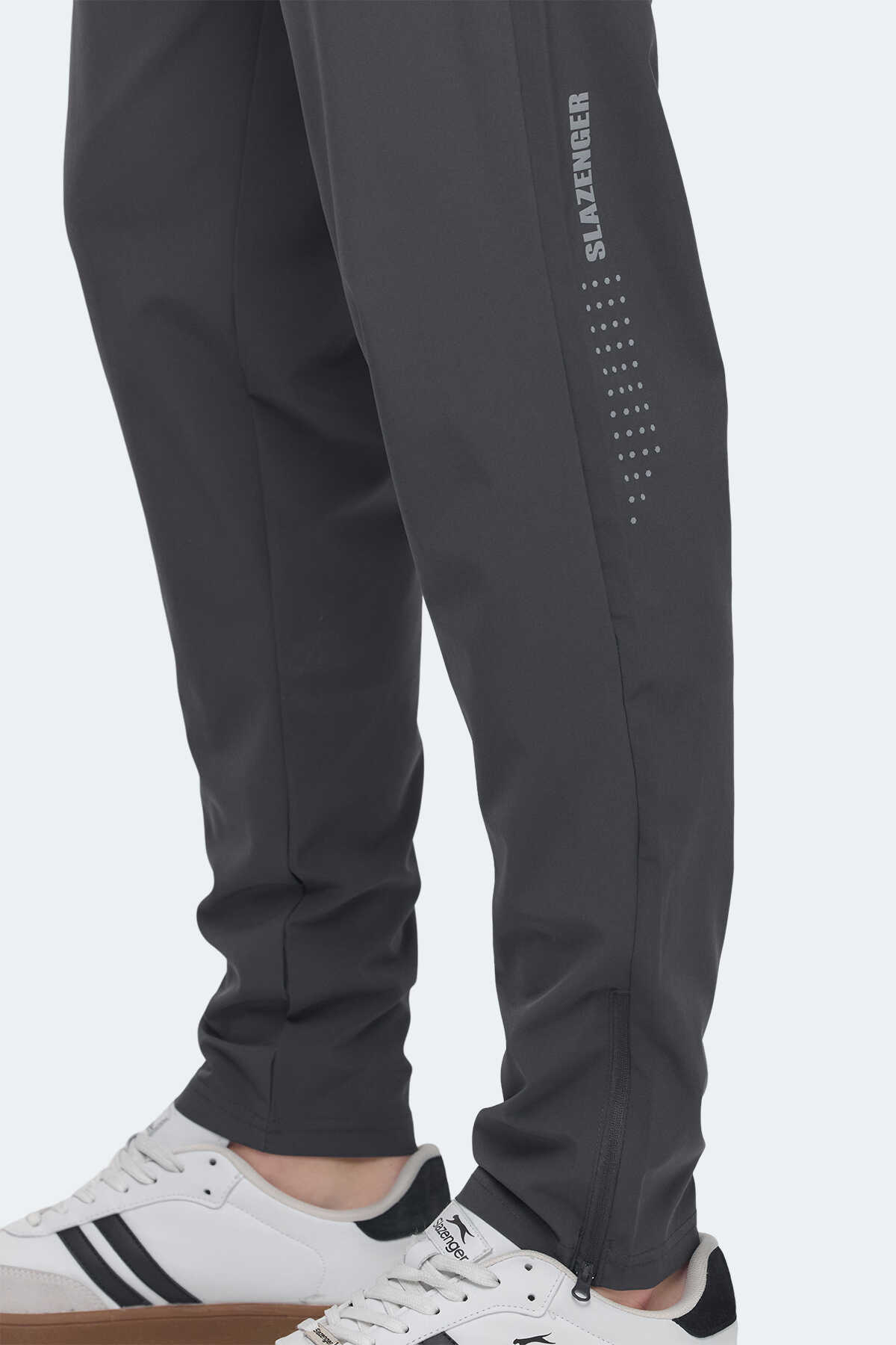 Slazenger GRIET 2 Lİ SET Erkek Fermuar Cepli Dar Paça Siyah - Koyu Gri Eşofman Altı Slazenger GRIET 2 Lİ SET Erkek Fermuar Cepli Dar Paça Siyah - Koyu Gri Eşofman Altı