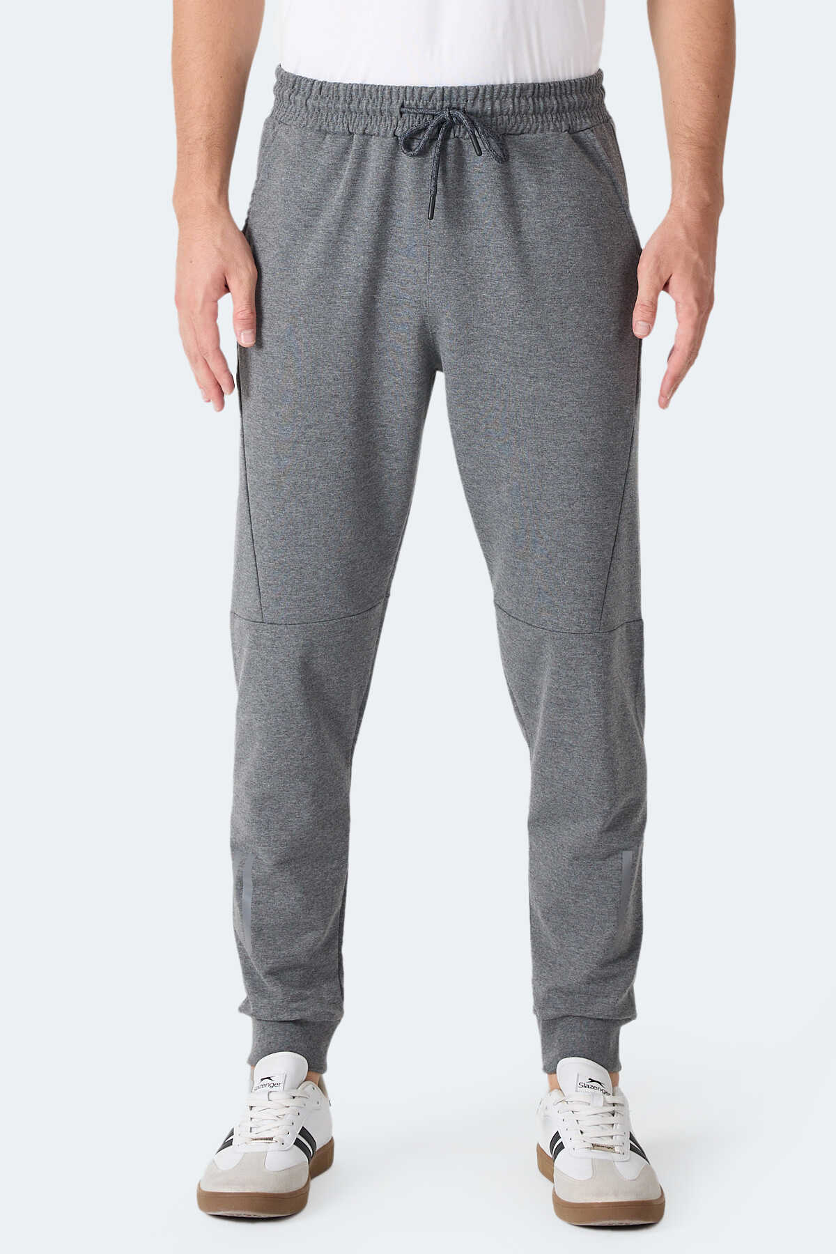 Slazenger INFERNAL I Erkek Koyu Gri Eşofman Altı Slazenger INFERNAL I Erkek Koyu Gri Eşofman Altı