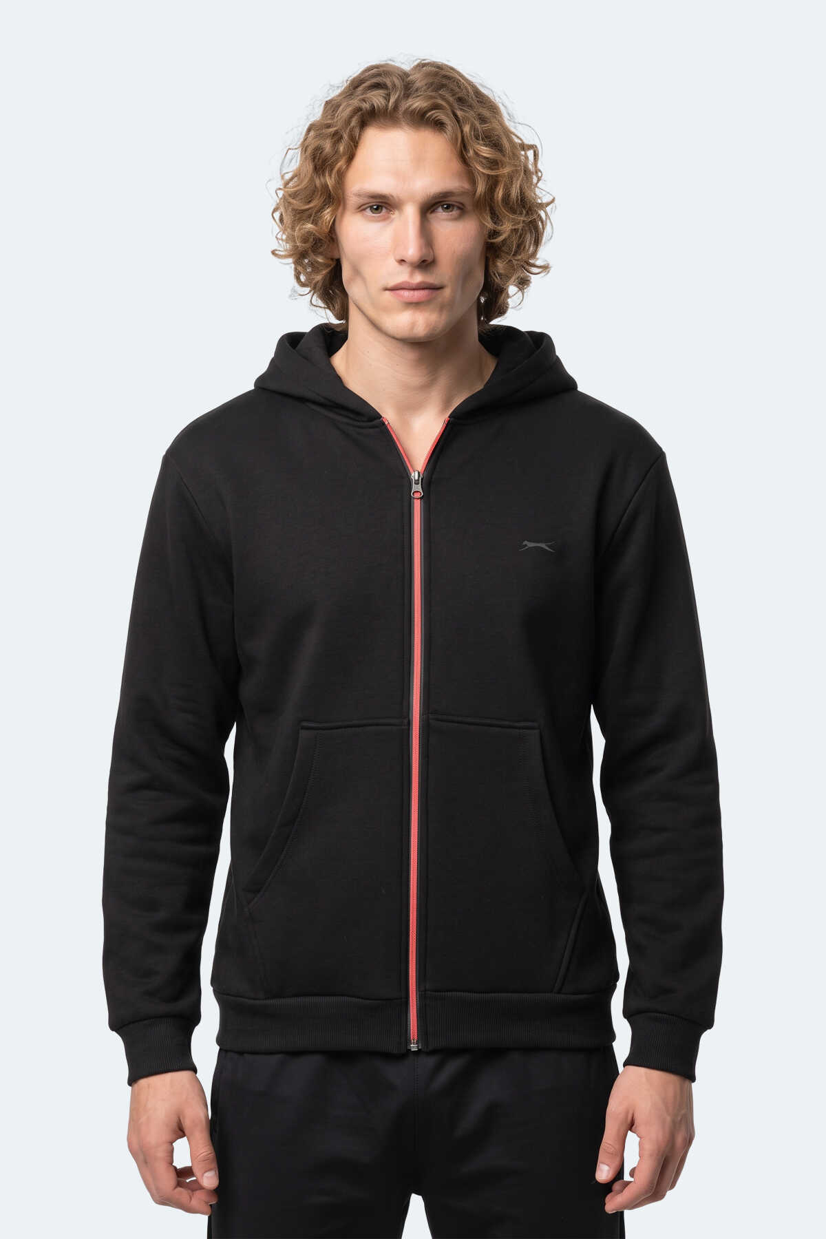 Slazenger KISHAN I Erkek Kapüşonlu Siyah Sweatshırt (1)