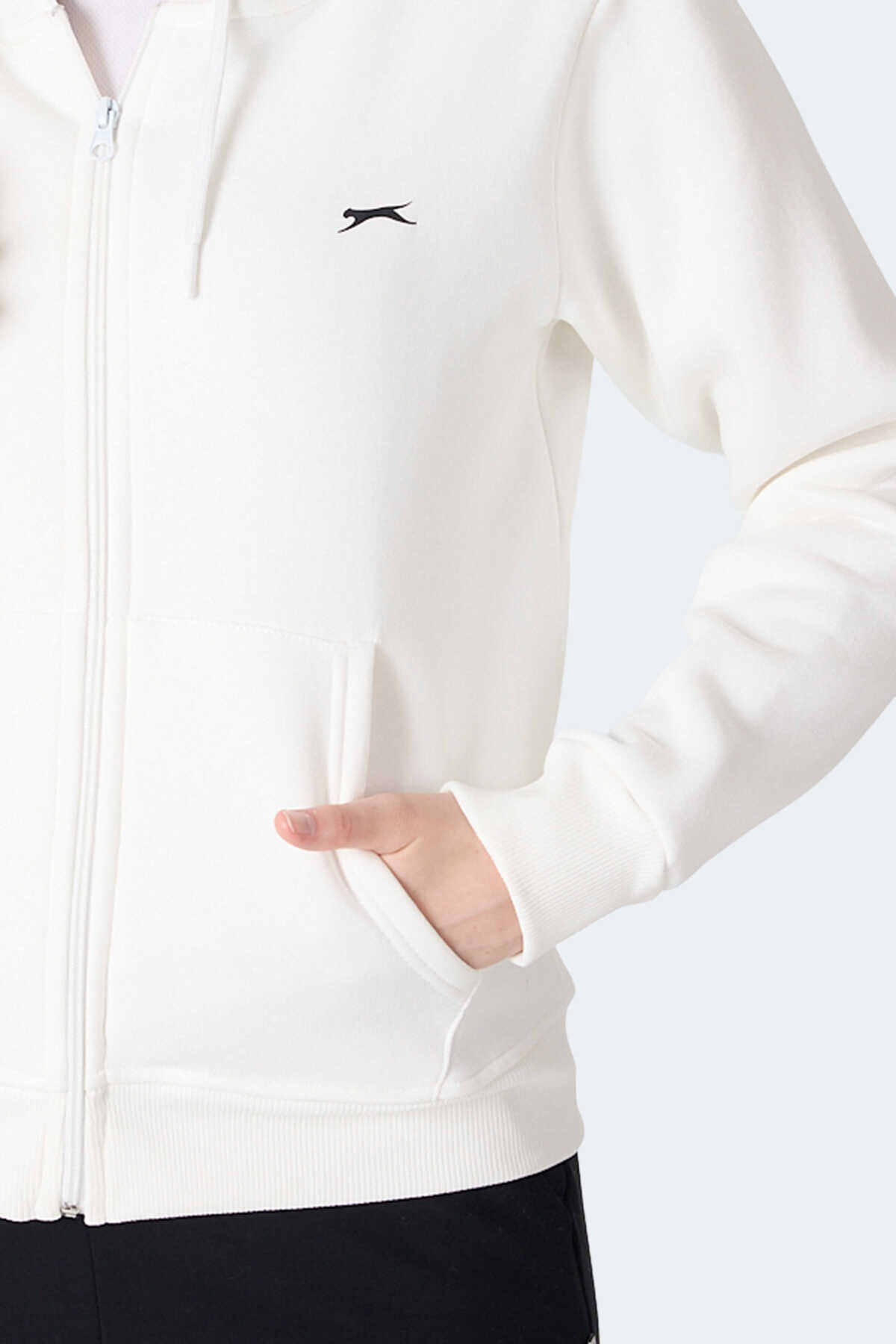 Slazenger MILIO I Kadın Fermuarlı Kapüşonlu Cepli Ekru Sweatshırt Slazenger MILIO I Kadın Fermuarlı Kapüşonlu Cepli Ekru Sweatshırt