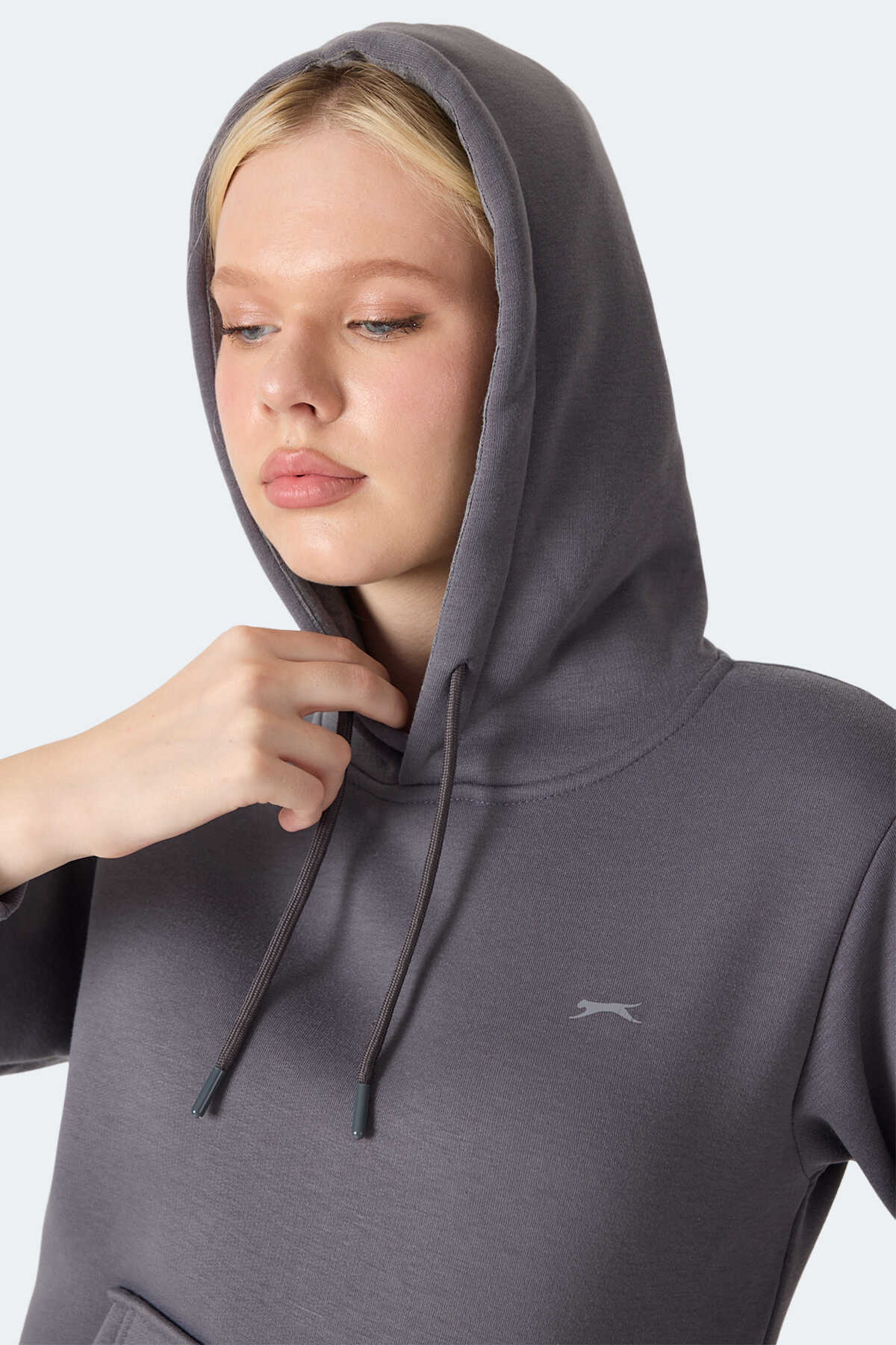 Slazenger MILIO I Kadın Fermuarlı Kapüşonlu Cepli Gri Sweatshırt Slazenger MILIO I Kadın Fermuarlı Kapüşonlu Cepli Gri Sweatshırt