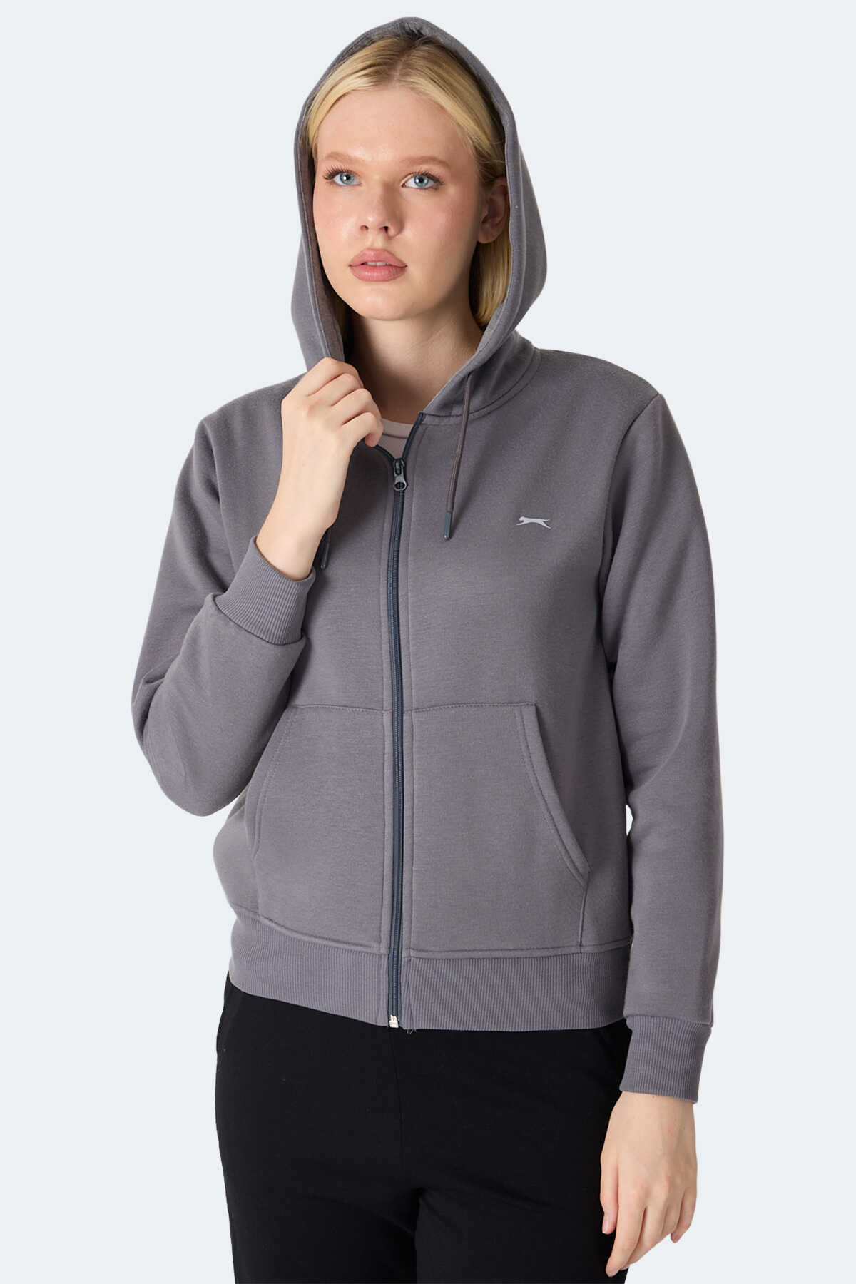 Slazenger MILIO I Kadın Fermuarlı Kapüşonlu Cepli Gri Sweatshırt Slazenger MILIO I Kadın Fermuarlı Kapüşonlu Cepli Gri Sweatshırt