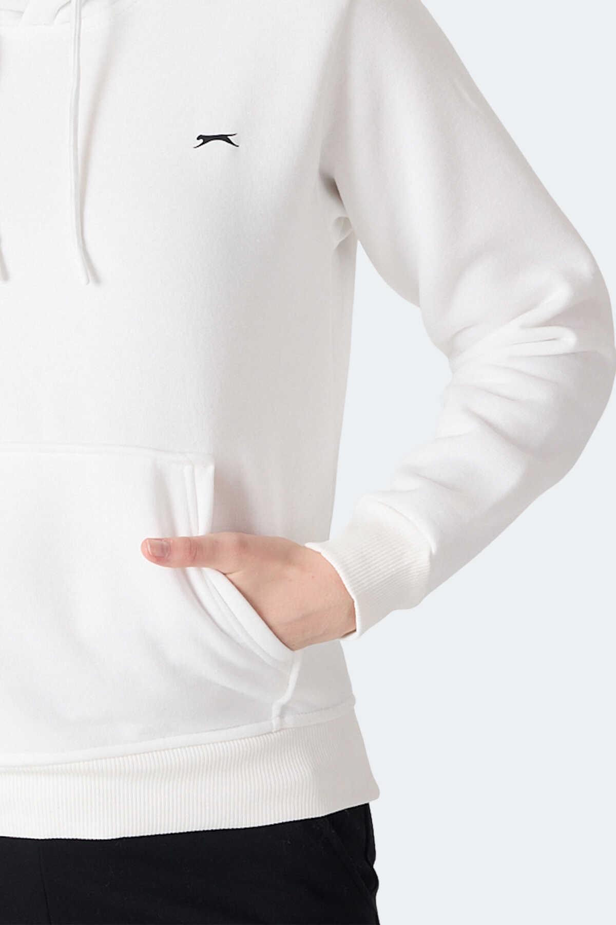 Slazenger MISTY I Kadın Kapüşonlu Ekru Sweatshırt Slazenger MISTY I Kadın Kapüşonlu Ekru Sweatshırt