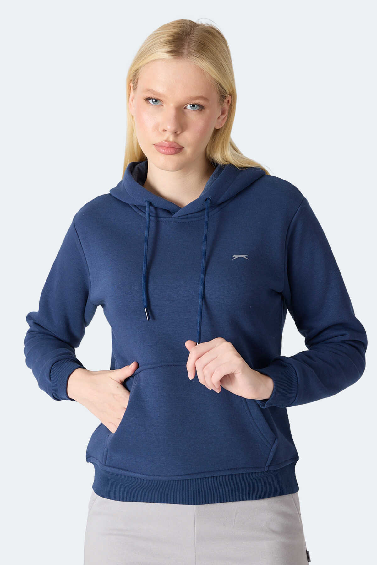 Slazenger MISTY I Kadın Kapüşonlu Lacivert Sweatshırt Slazenger MISTY I Kadın Kapüşonlu Lacivert Sweatshırt