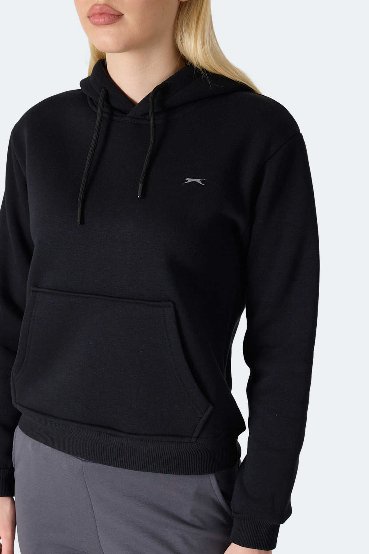 Slazenger MISTY I Kadın Kapüşonlu Siyah Sweatshırt Slazenger MISTY I Kadın Kapüşonlu Siyah Sweatshırt