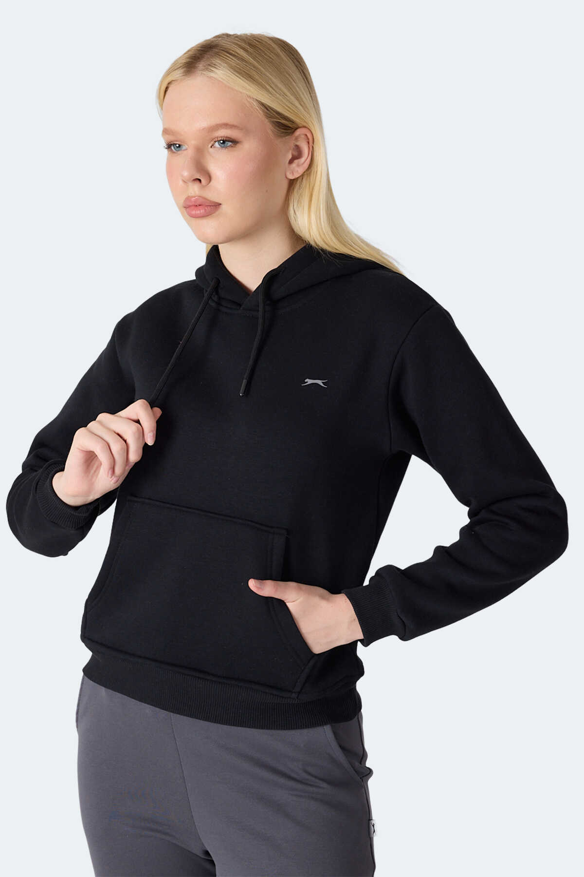 Slazenger MISTY I Kadın Kapüşonlu Siyah Sweatshırt Slazenger MISTY I Kadın Kapüşonlu Siyah Sweatshırt
