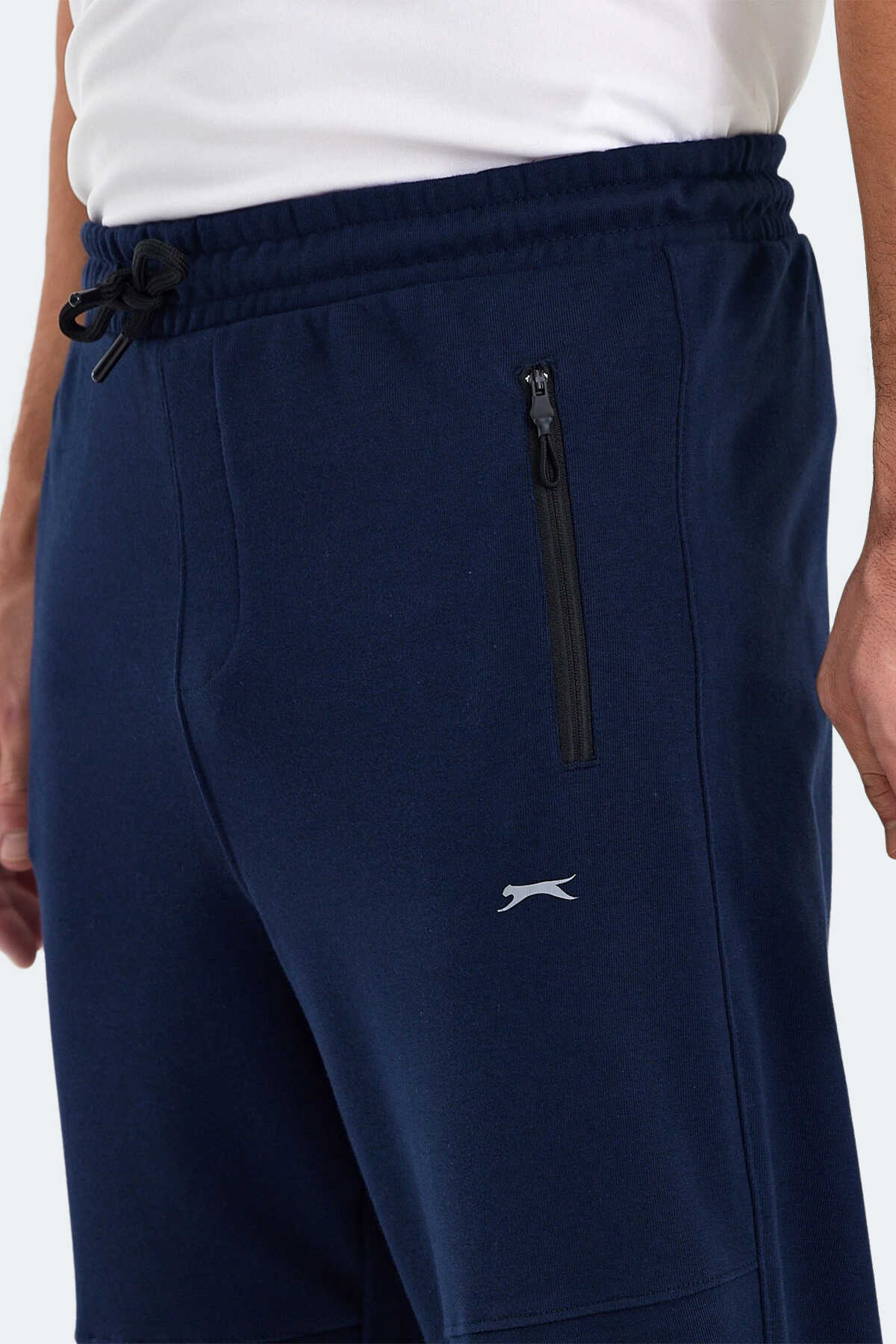 Slazenger ONLY IN Erkek Fermuar Cepli Lacivert Eşofman Altı Slazenger ONLY IN Erkek Fermuar Cepli Lacivert Eşofman Altı