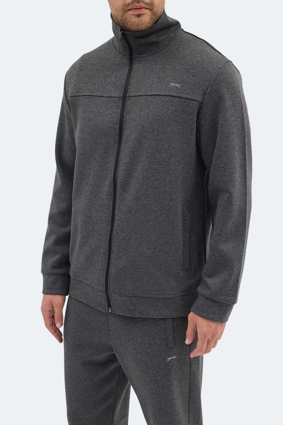 Slazenger ORDER IN Erkek Fermuarlı Dik Yaka Cepli Füme Eşofman Takımı Slazenger ORDER IN Erkek Fermuarlı Dik Yaka Cepli Füme Eşofman Takımı