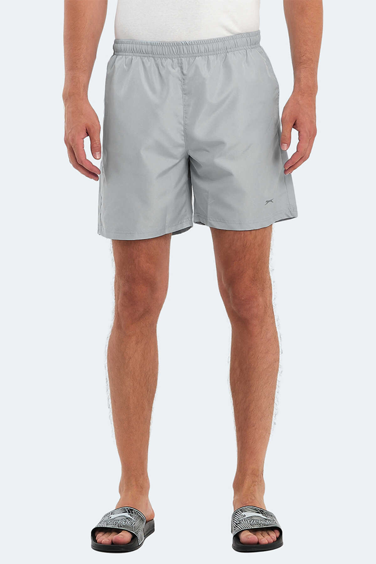 Slazenger RABI 2 li Set Erkek Cepli Deniz Şortu Gri - Kırmızı Mayo Slazenger RABI 2 li Set Erkek Cepli Deniz Şortu Gri - Kırmızı Mayo