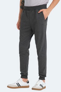 Slazenger - Slazenger RAIN Erkek Cepli Dar Paça Koyu Gri Eşofman Altı Slazenger - Slazenger RAIN Erkek Cepli Dar Paça Koyu Gri Eşofman Altı