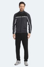 Slazenger - Slazenger REFORM Erkek Fermuarlı Dik Yaka Cepli Koyu Gri Eşofman Takımı Slazenger - Slazenger REFORM Erkek Fermuarlı Dik Yaka Cepli Koyu Gri Eşofman Takımı