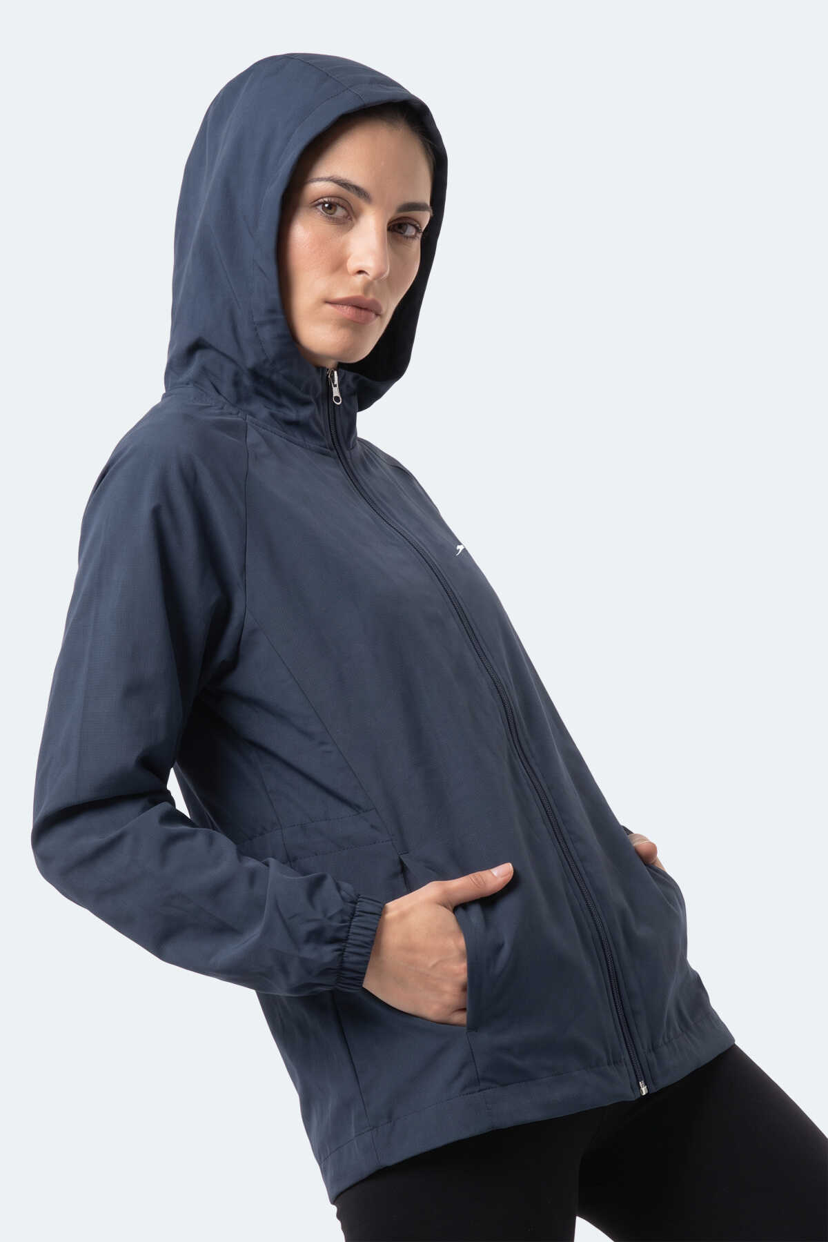 Slazenger - Slazenger RUSTIC Kadın Kapüşonlu Fermuarlı Lacivert Rüzgarlık