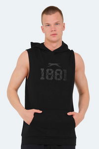 Slazenger - Slazenger VASILISA Erkek Kolsuz Kanguru Cepli Siyah Tişört Slazenger - Slazenger VASILISA Erkek Kolsuz Kanguru Cepli Siyah Tişört