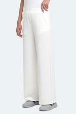 Slazenger - Slazenger VERNA I Kadın Cepli Bol Paça Ekru Eşofman Altı Slazenger - Slazenger VERNA I Kadın Cepli Bol Paça Ekru Eşofman Altı