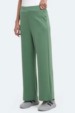 Slazenger - Slazenger VERNA I Kadın Cepli Bol Paça Yeşil Eşofman Altı Slazenger - Slazenger VERNA I Kadın Cepli Bol Paça Yeşil Eşofman Altı