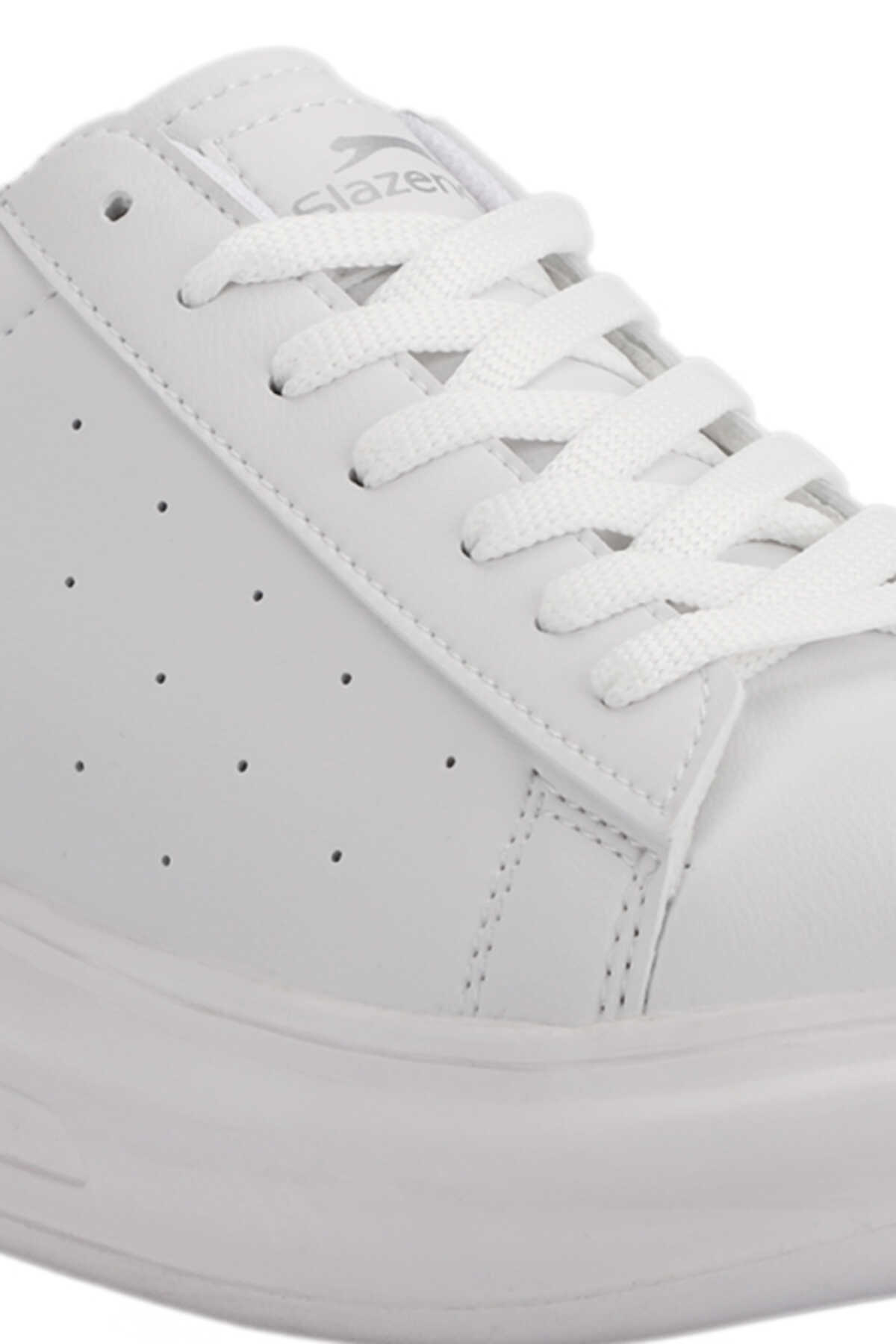 Slazenger ZARATHUSTRA I Kadın Beyaz Günlük Spor Ayakkabısı Slazenger ZARATHUSTRA I Kadın Beyaz Günlük Spor Ayakkabısı