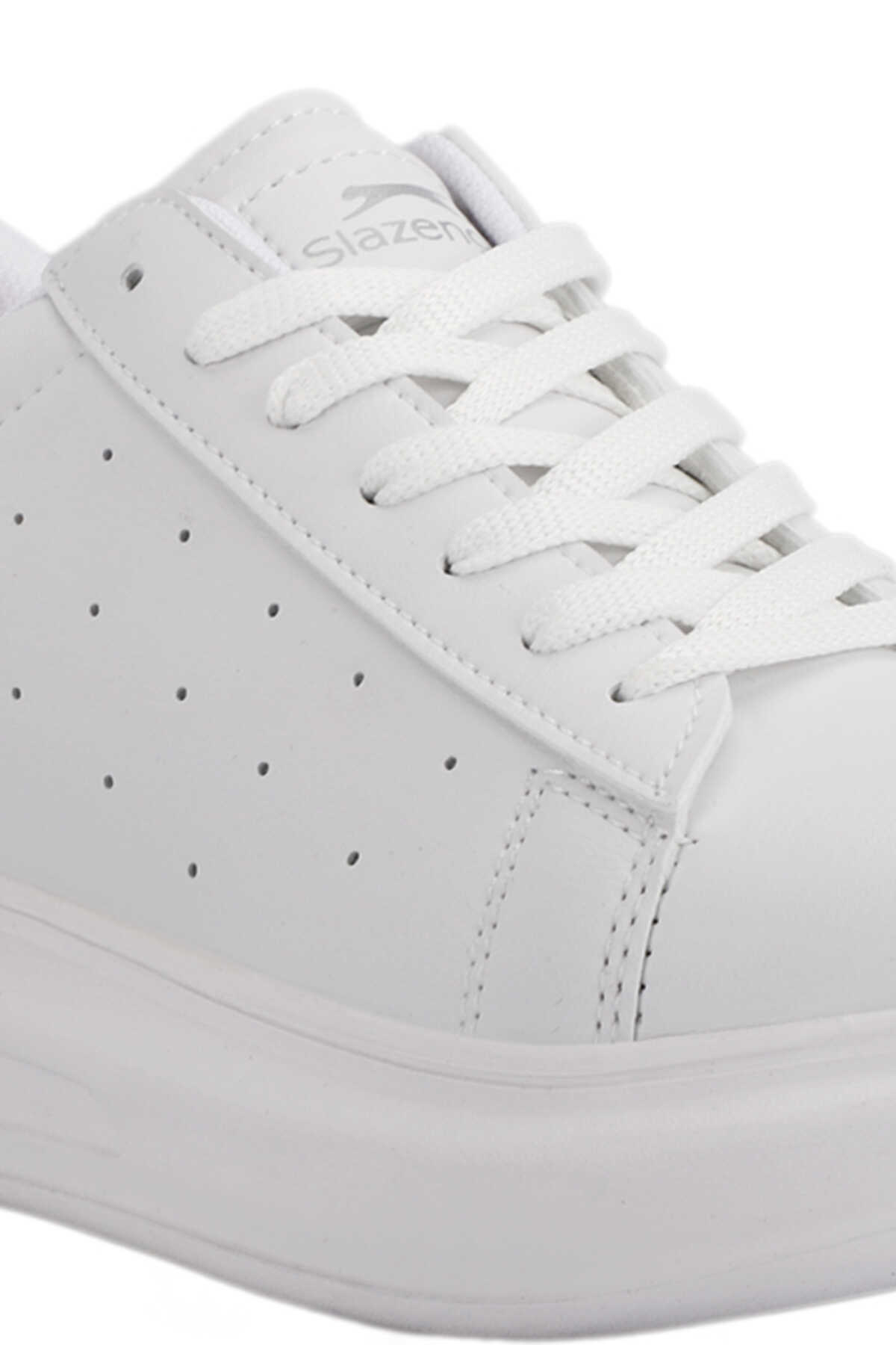 Slazenger ZARATHUSTRA I Kadın Beyaz / Yeşil Günlük Spor Ayakkabısı Slazenger ZARATHUSTRA I Kadın Beyaz / Yeşil Günlük Spor Ayakkabısı